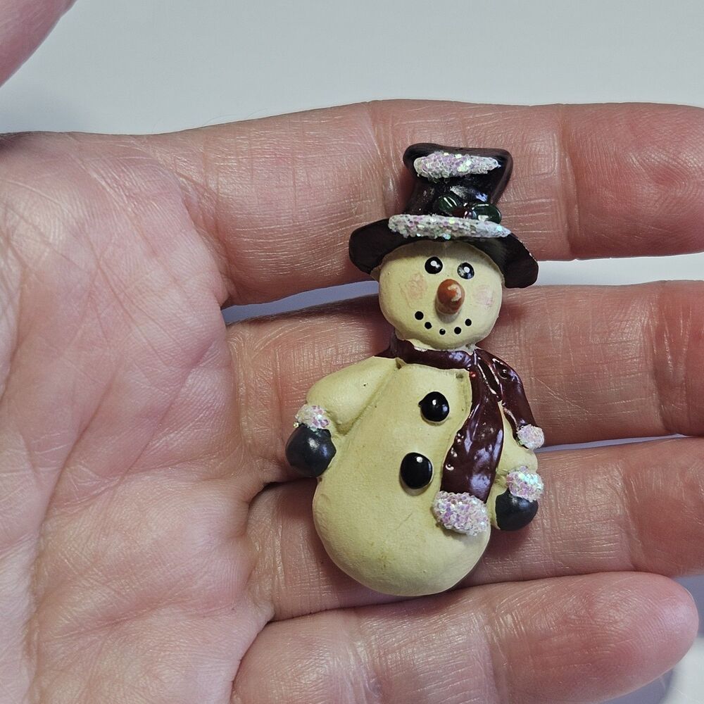 Vintage Resin Glittery Snowman Brooch Black Hat Burgundy Scarf